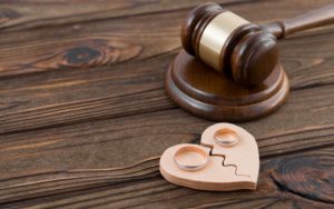 How can an attorney help me with divorce issues involving finances and daily expenses? Consult a Passaic County New Jersey Divorce Attorney Today