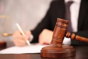 Attorney_Court_DSM