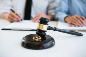 Choosing Strategic Divorce to Navigate Legal and Financial Challenges in Essex County NJ 
